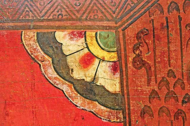 Image 11 — Macro detail of authentic Tibetan box